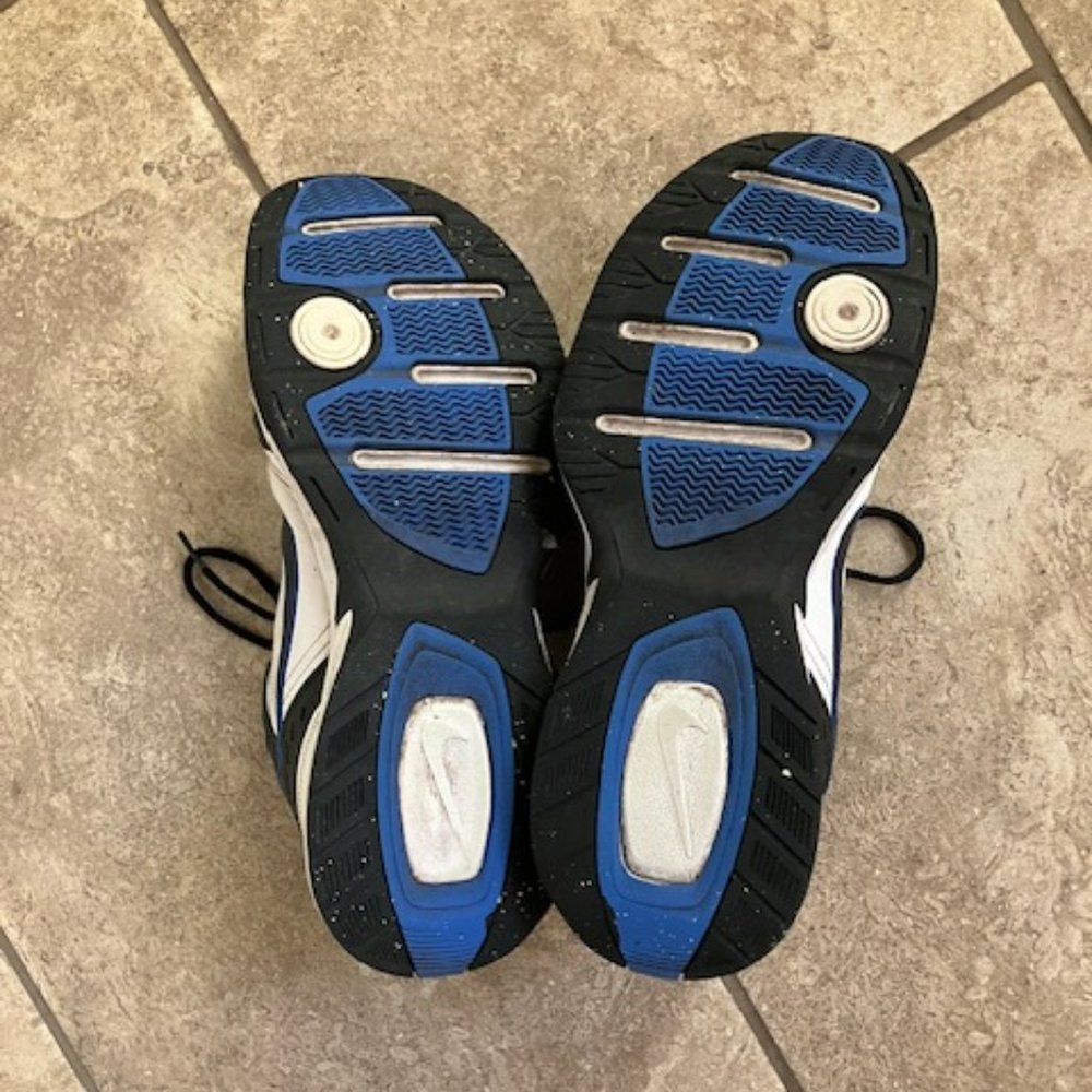 Men's Nike Air Monarch Size 12 - Picture 4 of 8